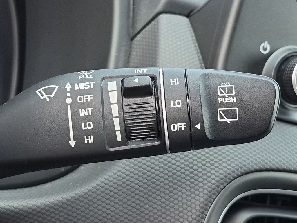 2022 Hyundai Kona SEL - Photo 19