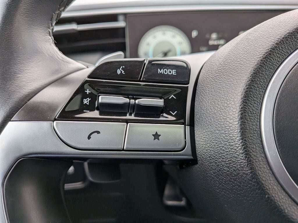 2022 Hyundai Tucson Limited - Photo 17