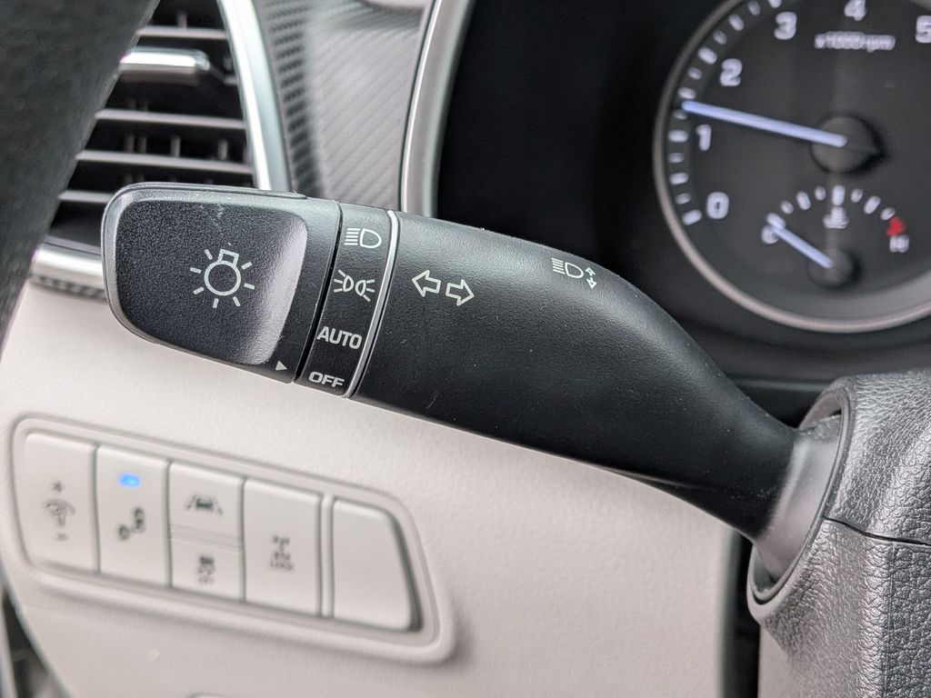 2021 Hyundai Tucson Value - Photo 18