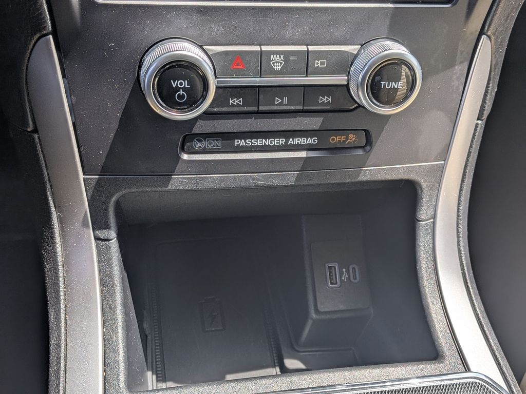 2021 Ford Edge SEL - Photo 23