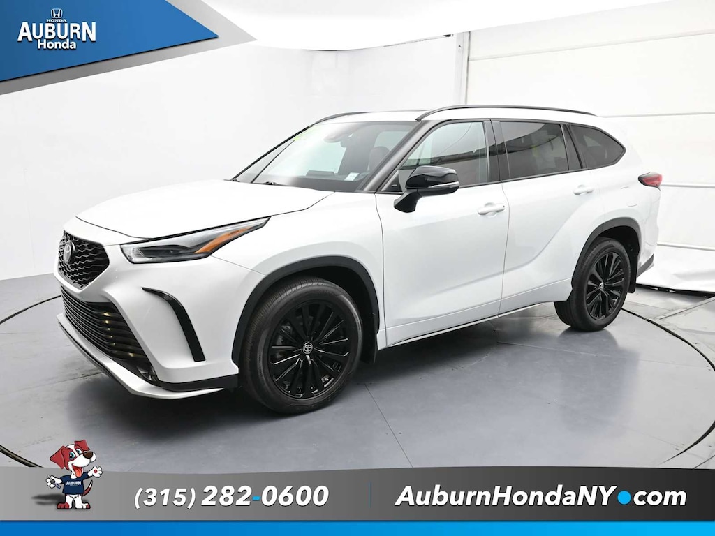 Used 2023 Toyota Highlander XSE SUV