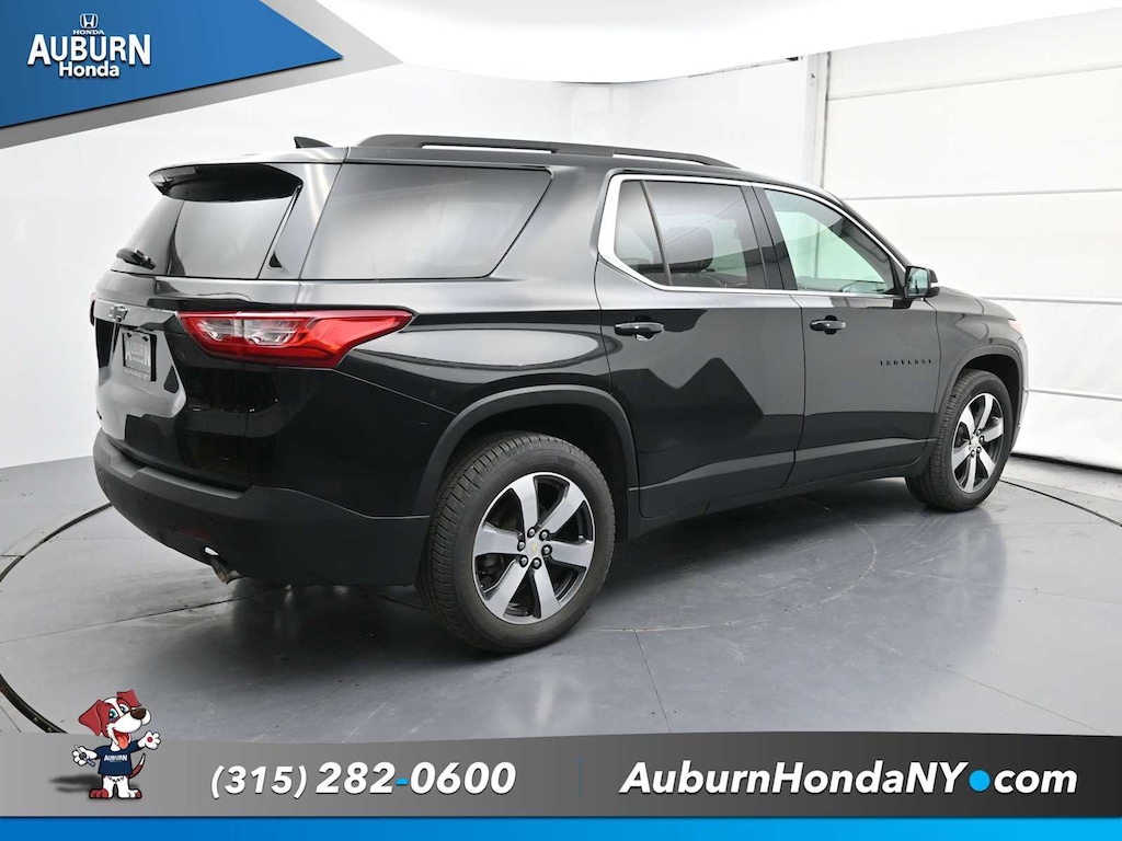 Used 2021 Chevrolet Traverse LT Leather SUV