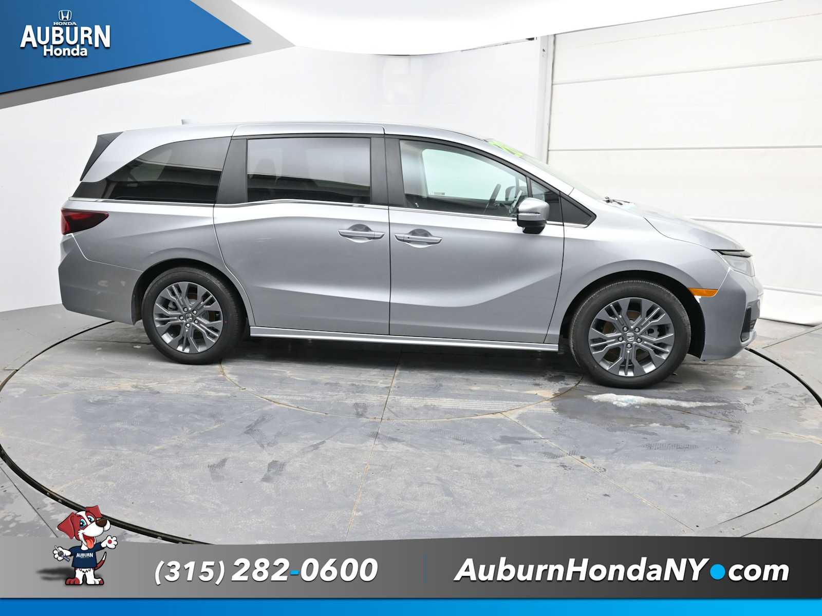 2026 Honda Odyssey Touring - Photo 14