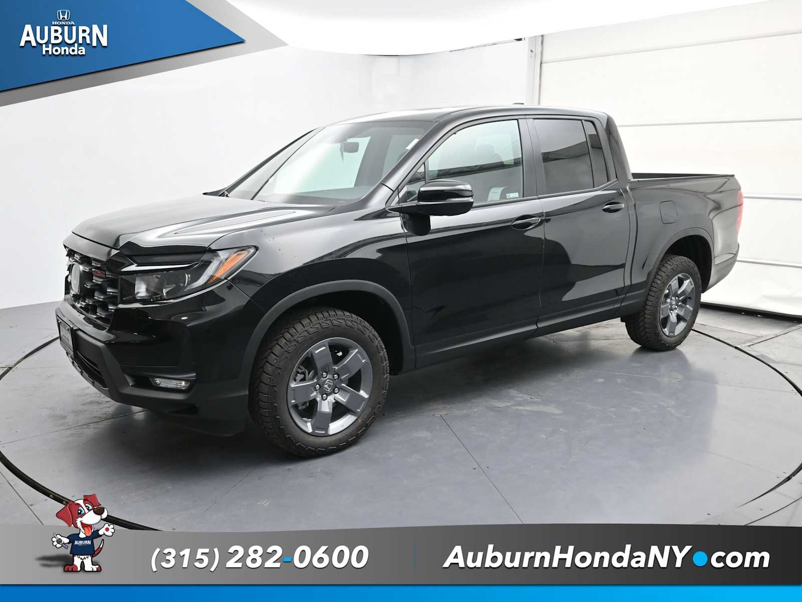 2025 Honda Ridgeline TrailSport photo 2