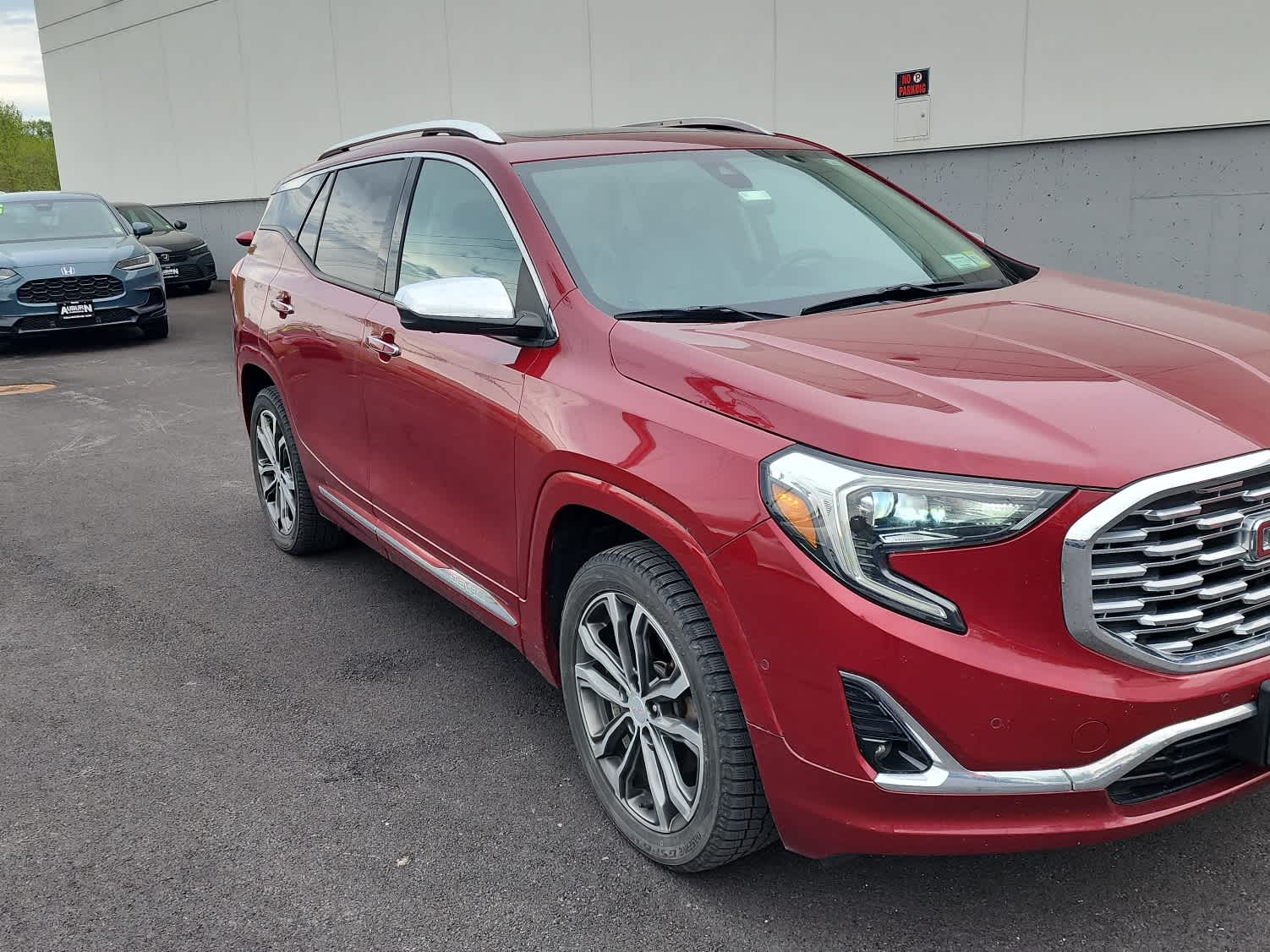 Vehicle Image 2