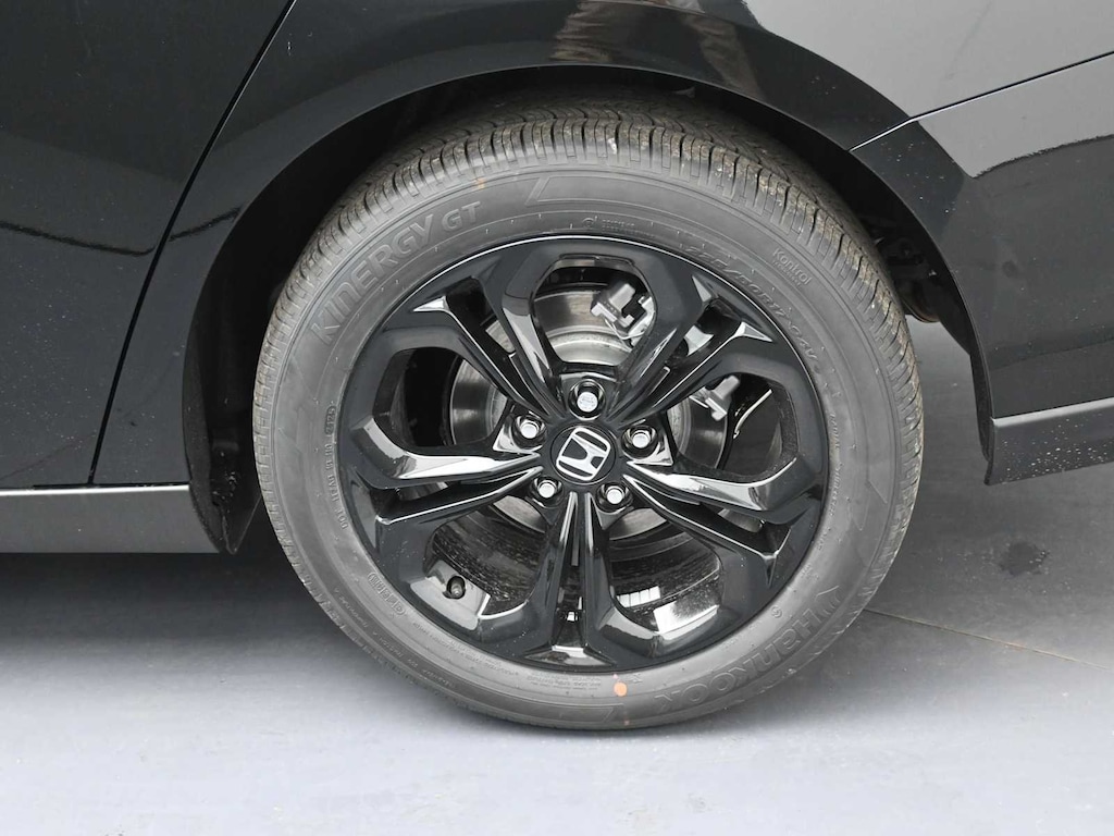 New 2025 Honda Accord SE Sedan