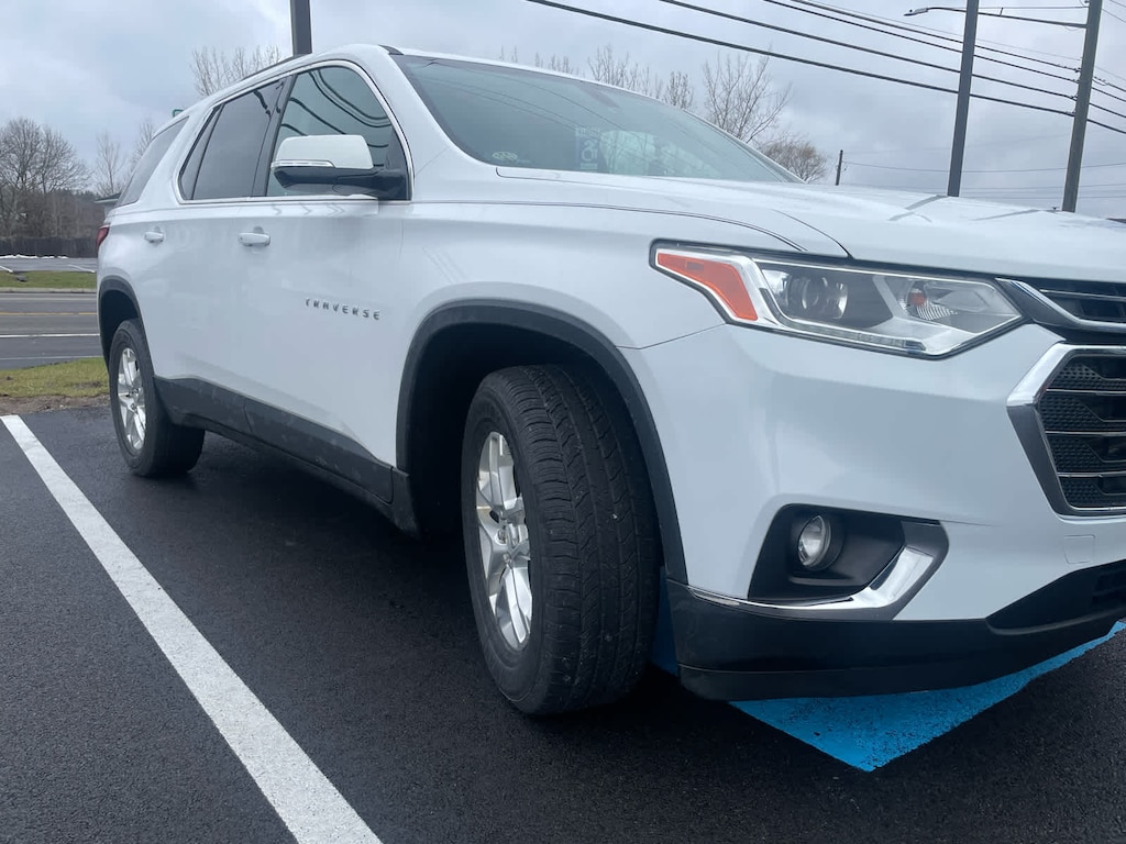 Used 2018 Chevrolet Traverse LT Cloth w/1LT SUV