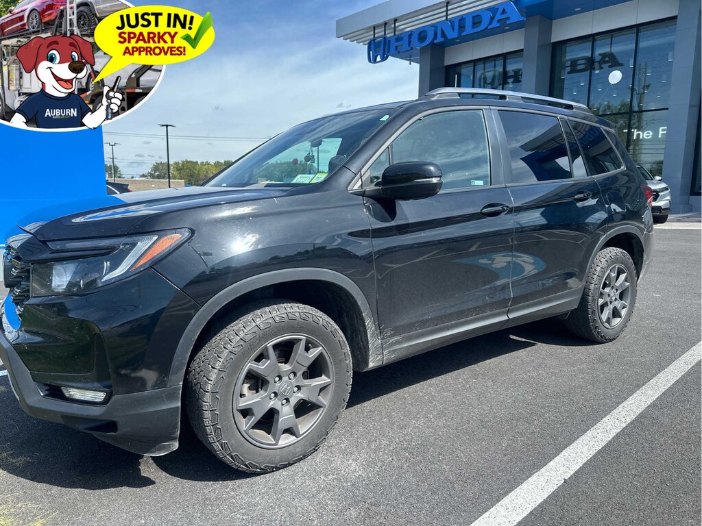 Used 2024 Honda Passport TrailSport SUV