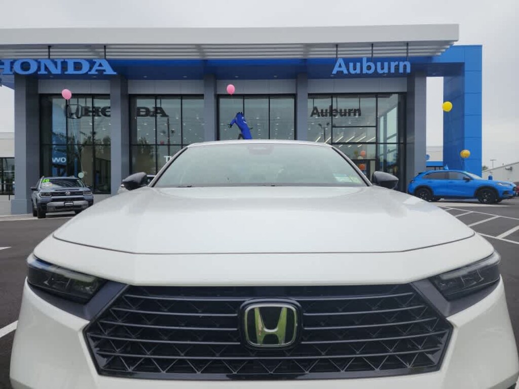Used 2023 Honda Accord Hybrid Sport w/BSI Sedan