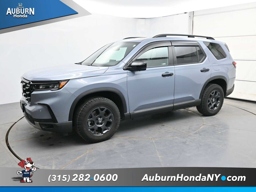 Used 2023 Honda Pilot TrailSport SUV