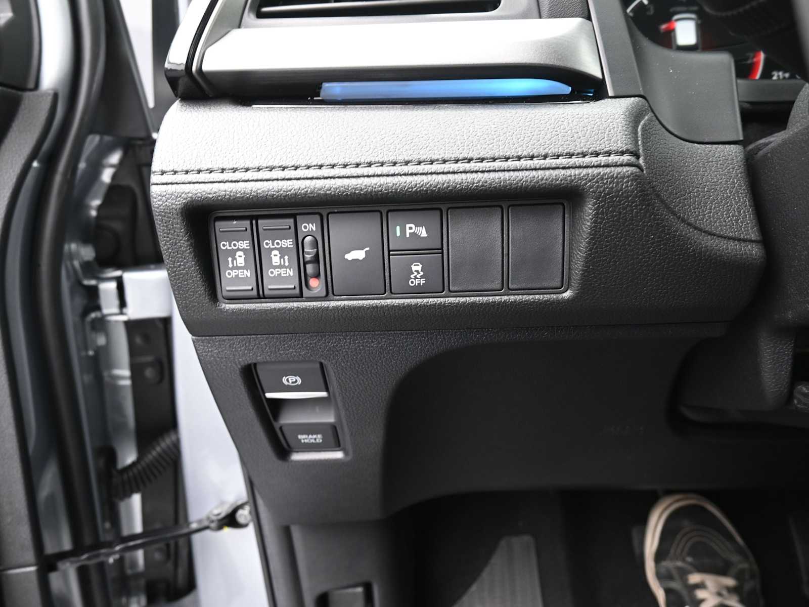 2026 Honda Odyssey Touring - Photo 10
