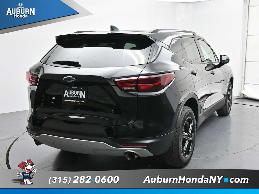 Used 2025 Chevrolet Blazer LT w/2LT SUV