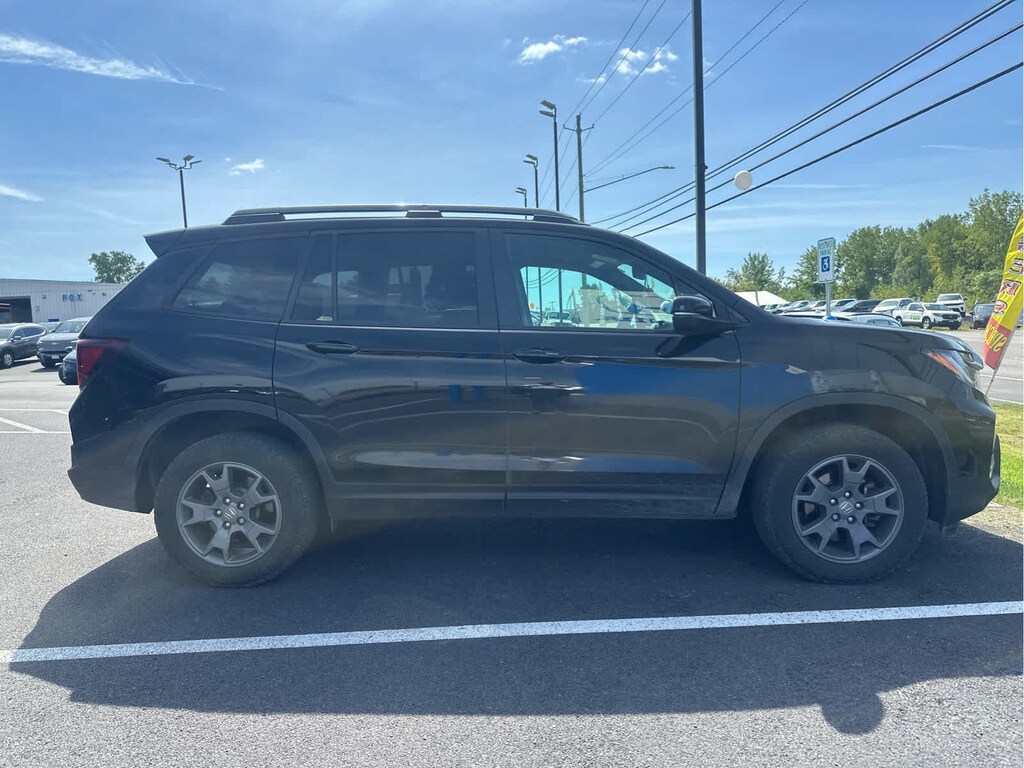 Used 2024 Honda Passport TrailSport SUV