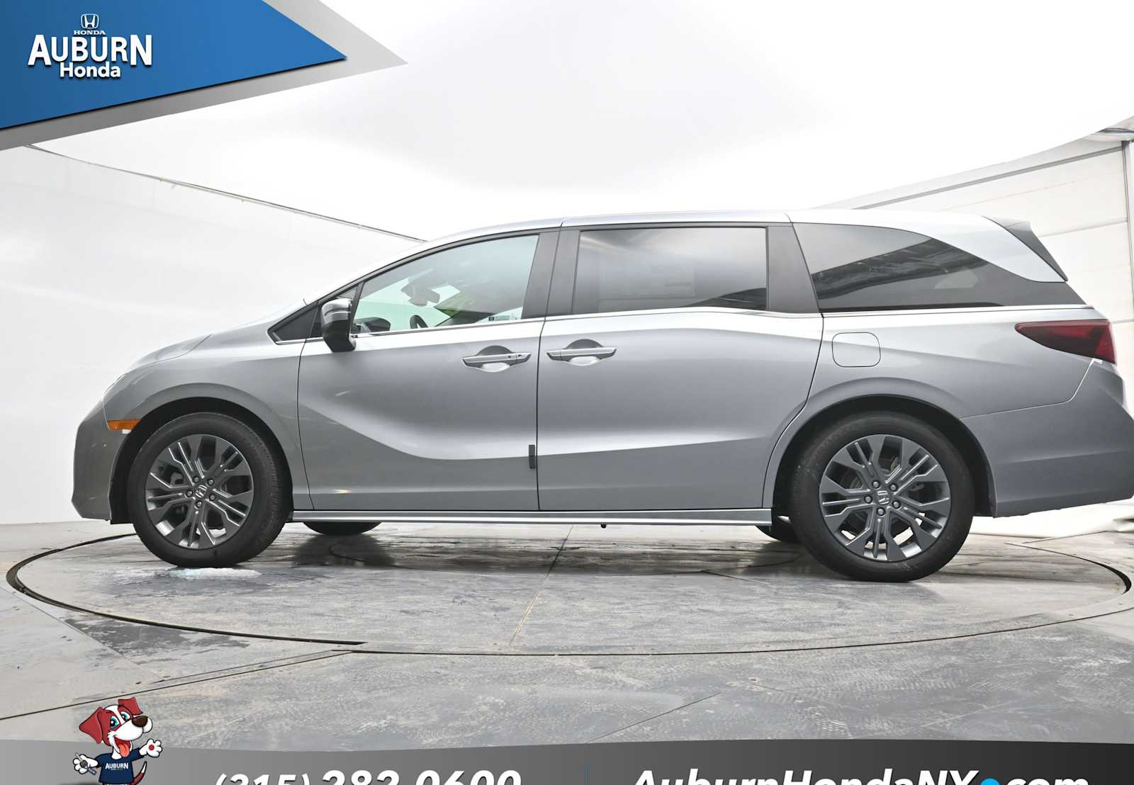 2026 Honda Odyssey Touring - Photo 19