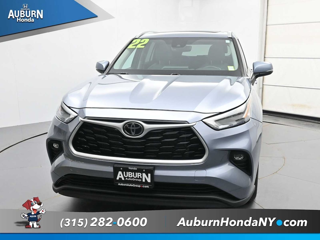 Used 2022 Toyota Highlander XLE SUV