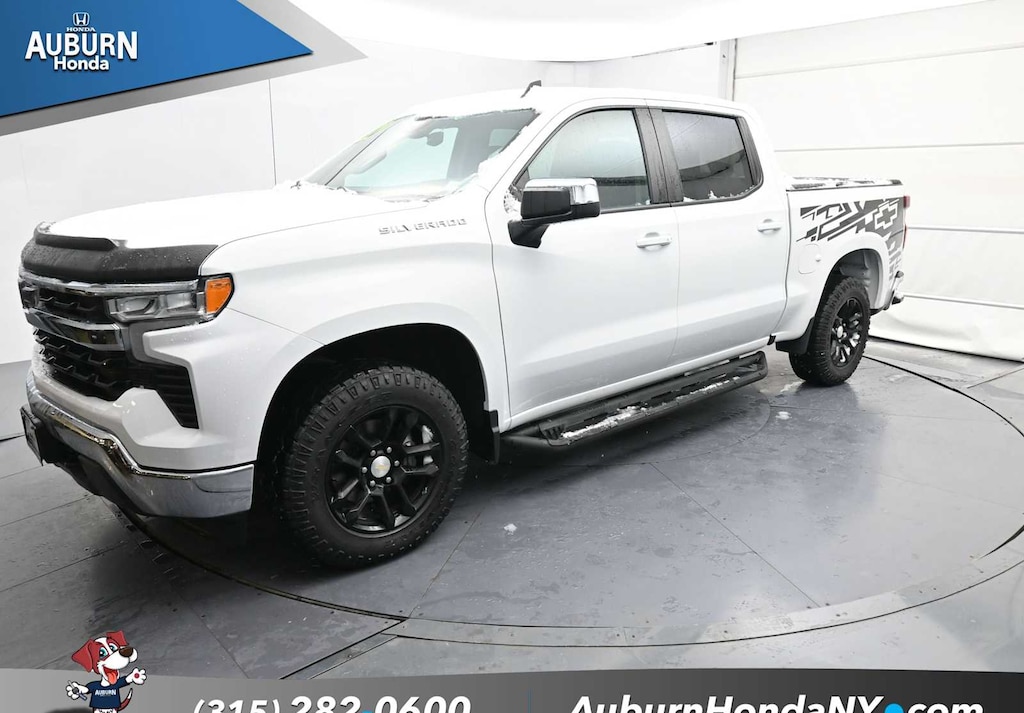 Used 2022 Chevrolet Silverado 1500 LT Truck Crew Cab