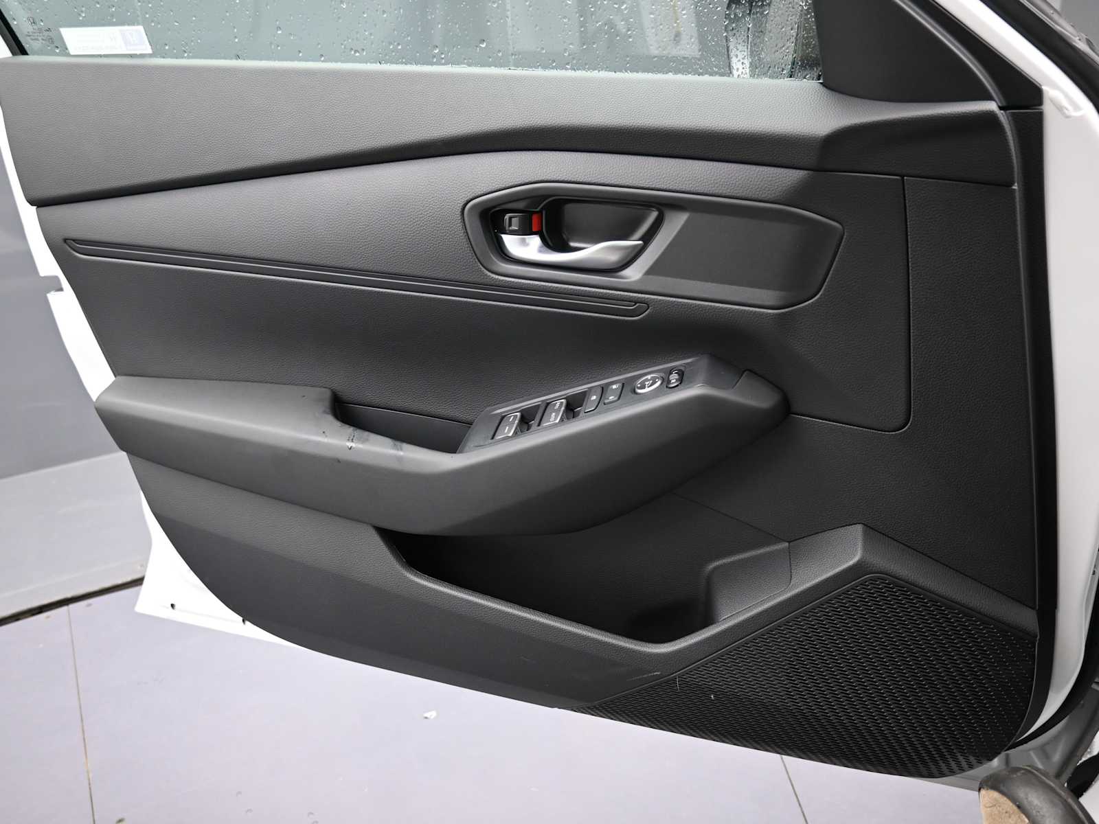 2025 Honda Accord LX - Photo 11