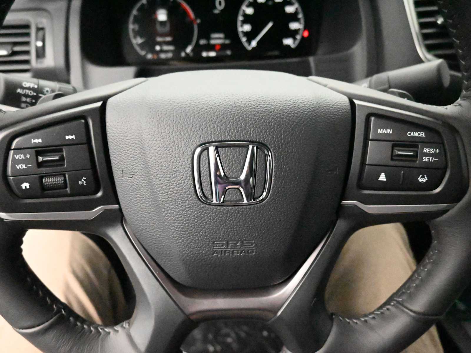 2025 Honda Ridgeline RTL photo 4