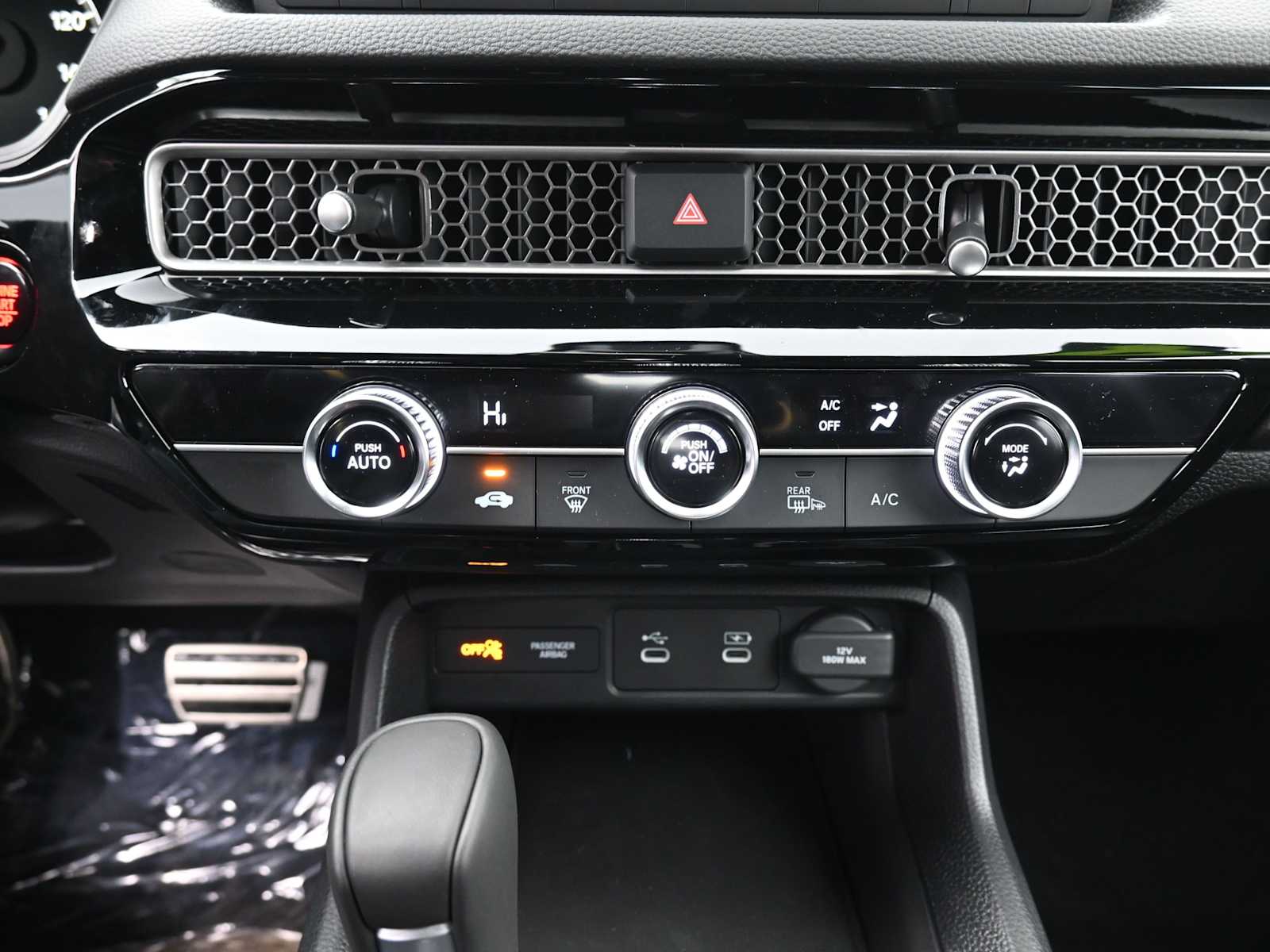 2026 Honda Civic Hatchback Sport - Photo 9