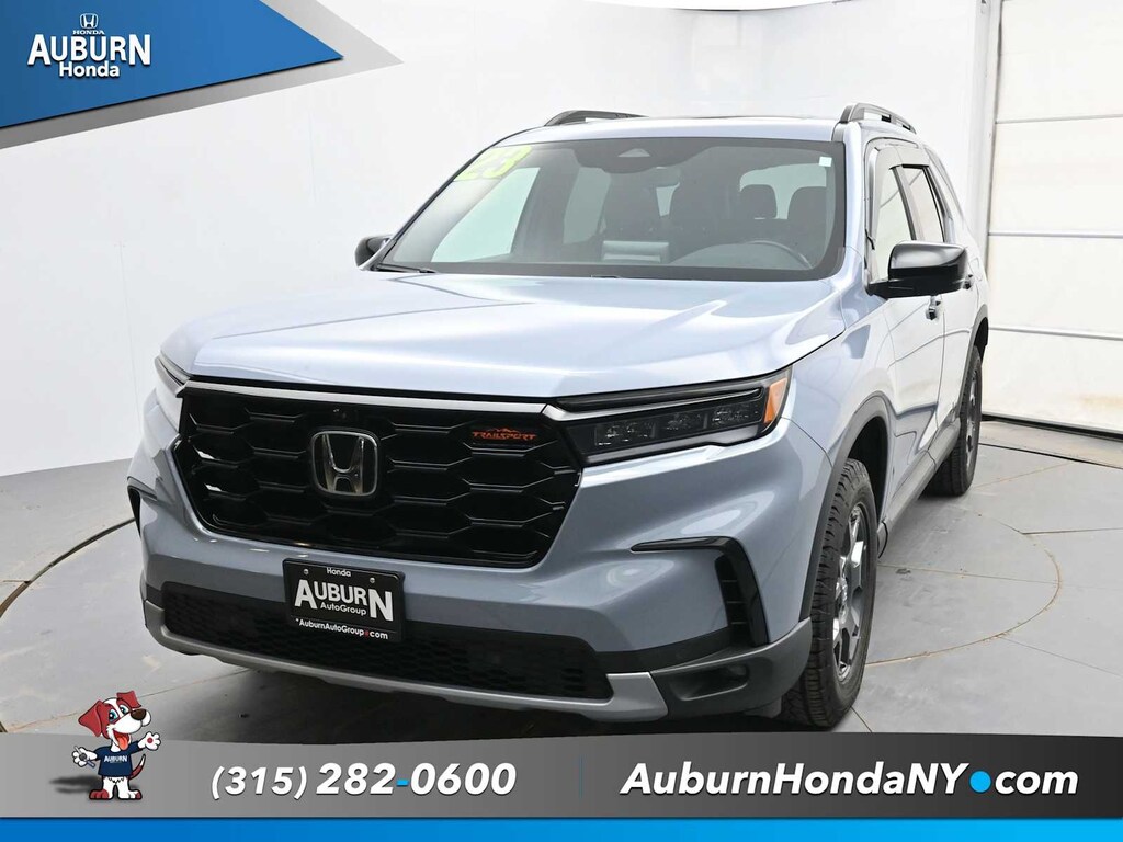 Used 2023 Honda Pilot TrailSport SUV