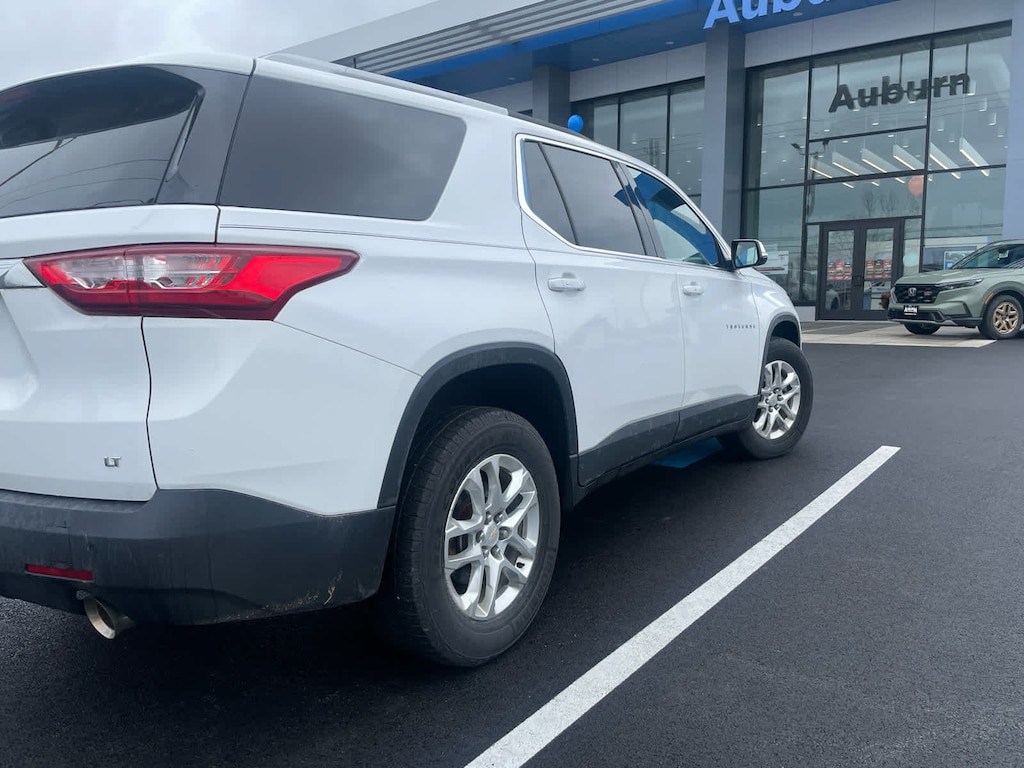Used 2018 Chevrolet Traverse LT Cloth w/1LT SUV
