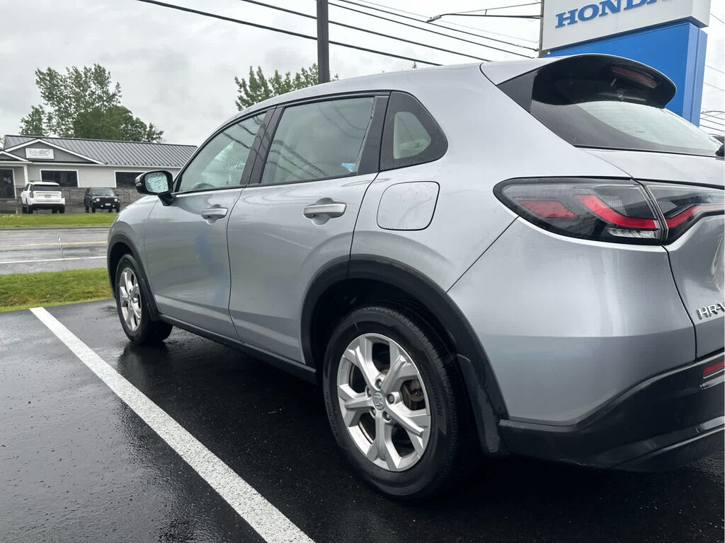Used 2025 Honda HR-V LX SUV