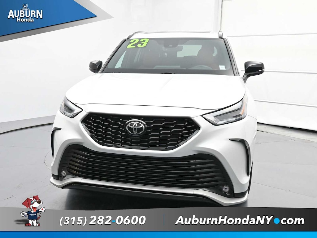 Used 2023 Toyota Highlander XSE SUV