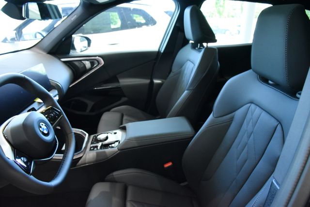 2026 BMW X3 30 - Photo 21