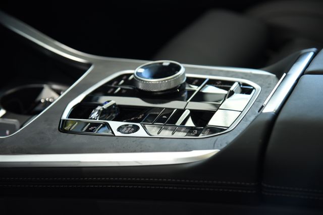 2026 BMW X7 40i - Photo 23