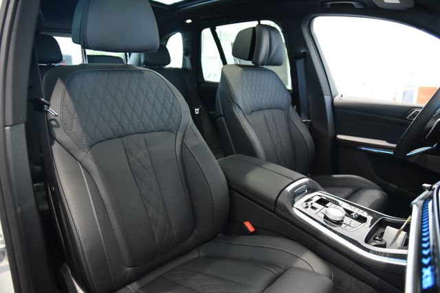 2026 BMW X5 50e - Photo 31