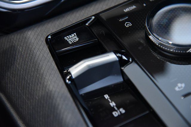 2026 BMW X3 30 - Photo 19