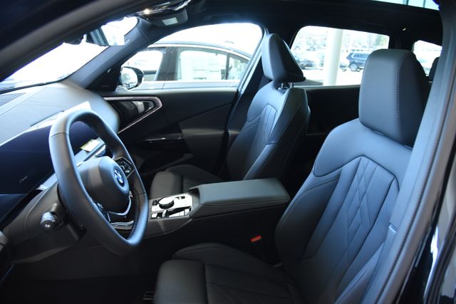 2026 BMW X3 30 - Photo 19