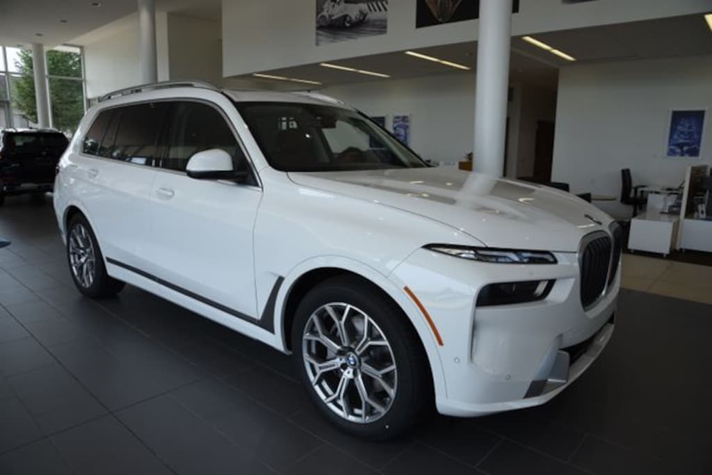New 2027 BMW X7 xDrive40i SUV