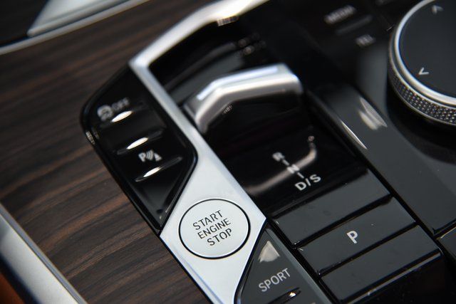 2026 BMW X7 40i - Photo 17