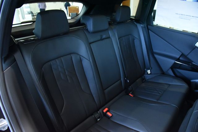 2026 BMW X3 30 - Photo 23