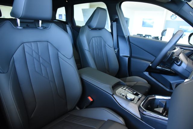 2026 BMW X3 30 - Photo 20