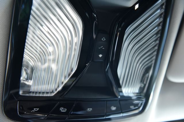 2026 BMW X7 40i - Photo 18