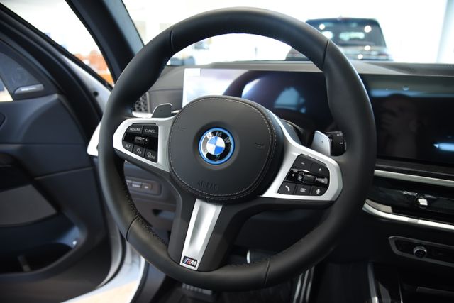 2026 BMW X5 50e - Photo 19