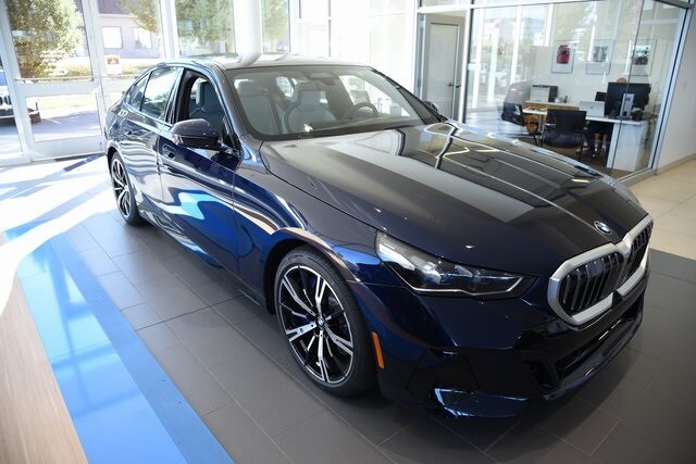 2026 Bmw 540i Sedan photo 4