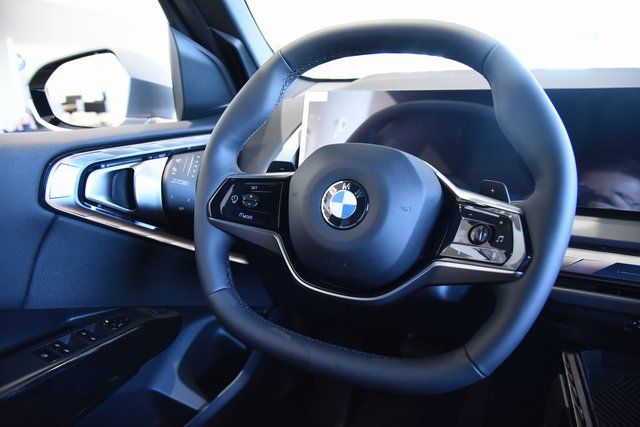 2026 BMW X3 30 - Photo 14