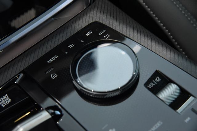 2026 BMW X3 30 - Photo 17