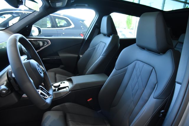 2026 BMW X3 30 - Photo 21