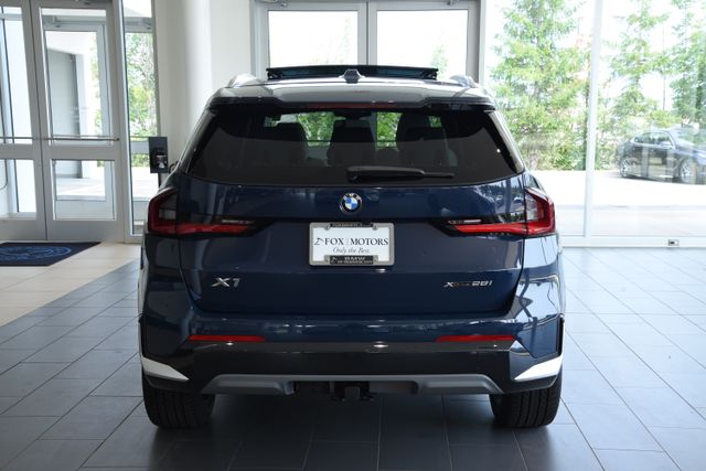 2027 BMW X1 28i - Photo 9
