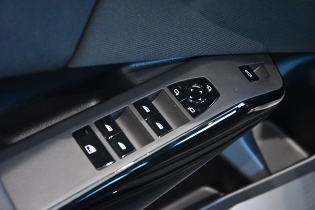 2026 BMW X3 30 - Photo 11