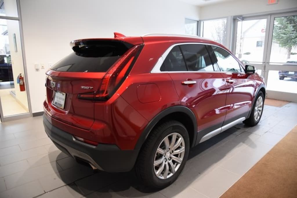 Used 2021 CADILLAC XT4 Premium Luxury SUV