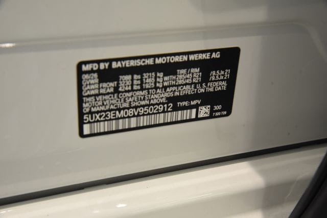 2027 BMW X7 40i - Photo 38