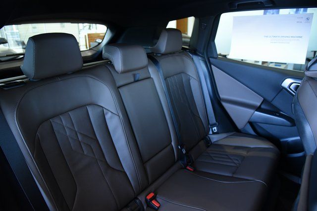 2026 BMW X3 30 - Photo 25