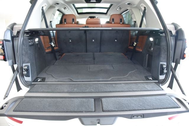 2027 BMW X7 40i - Photo 25