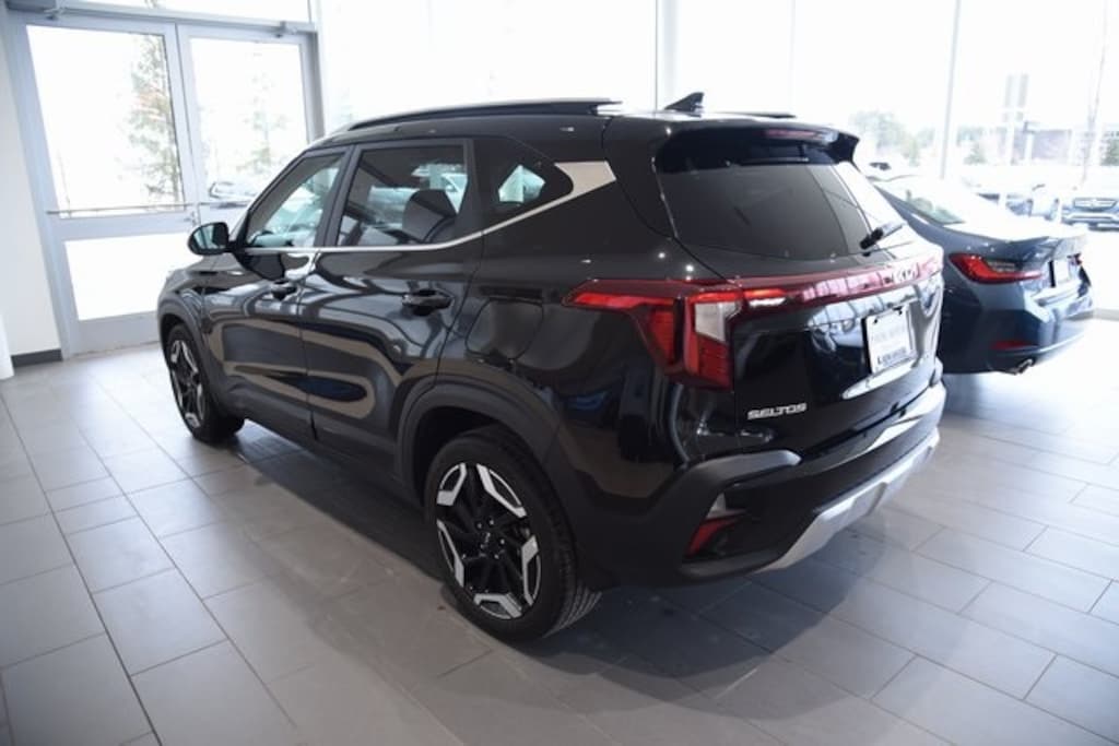 Used 2024 Kia Seltos SX SUV