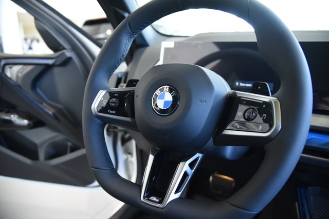 2026 BMW X3 30 - Photo 14